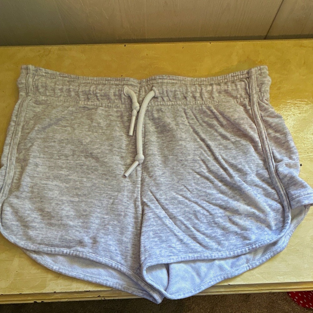 adidas Climalite Women's Size M Gray Athletic Shorts Drawstring Pockets